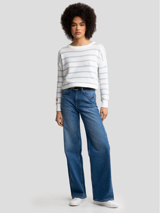 BIG STAR BIG STAR Sweter HEARTELIA_400_160 Biały Classic Fit