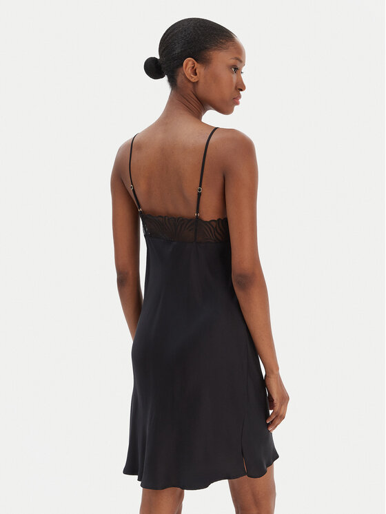 Chantelle Chantelle Camicia da notte Legend C17WW5 Nero Regular Fit