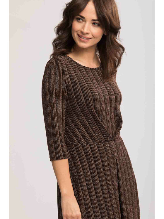 QUIOSQUE QUIOSQUE Každodenné šaty 4KE004249 Čierna Regular Fit