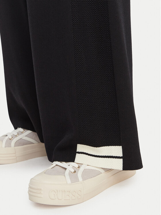 Guess Guess Pantaloni in maglia V6GB06 Z0651 Nero Regular Fit