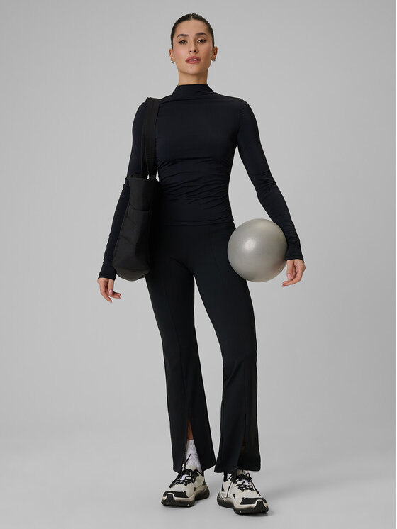 4F 4F Spodnie dresowe ATHLETIC ALLURE Czarny Slim Fit