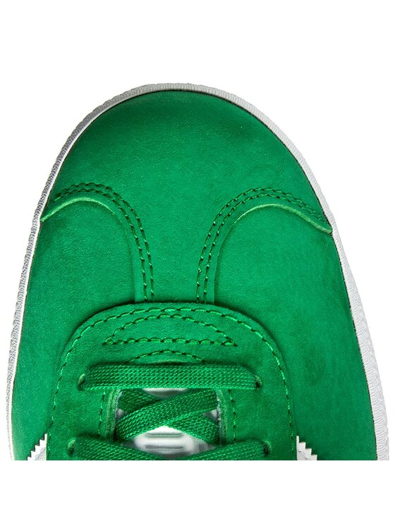 Bb5477 adidas 2025