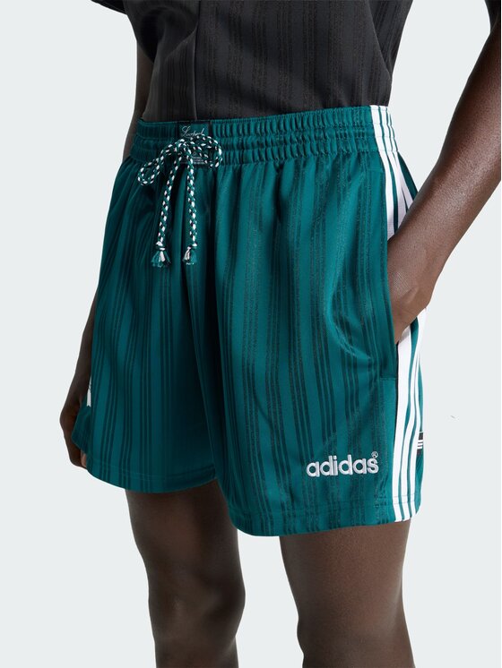 adidas adidas Szorty sportowe 161644 Zielony Regular Fit