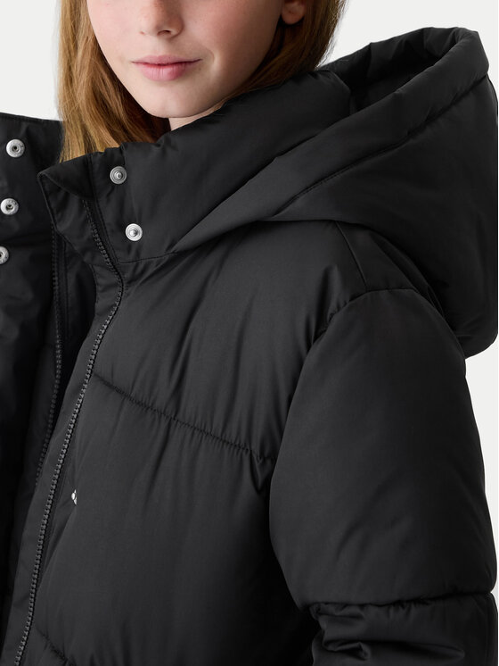 Gap Gap Žieminė striukė 523912-00 Juoda Regular Fit