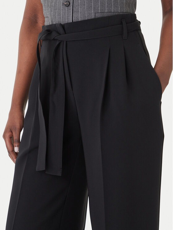 BOSS Boss Kalhoty z materiálu Tapiana 50479405 Černá Relaxed Fit