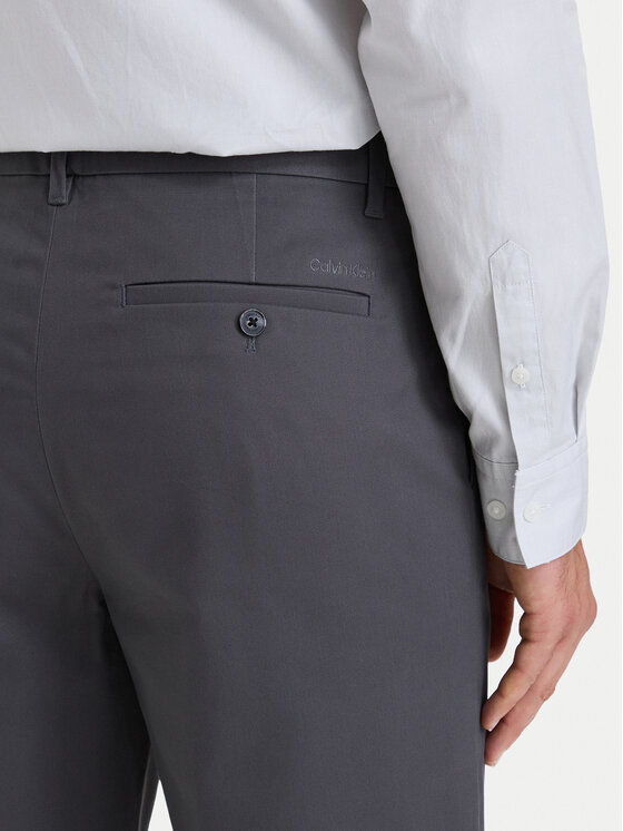 Calvin Klein Calvin Klein Chino nohavice LV04LH610G Sivá Tapered Fit