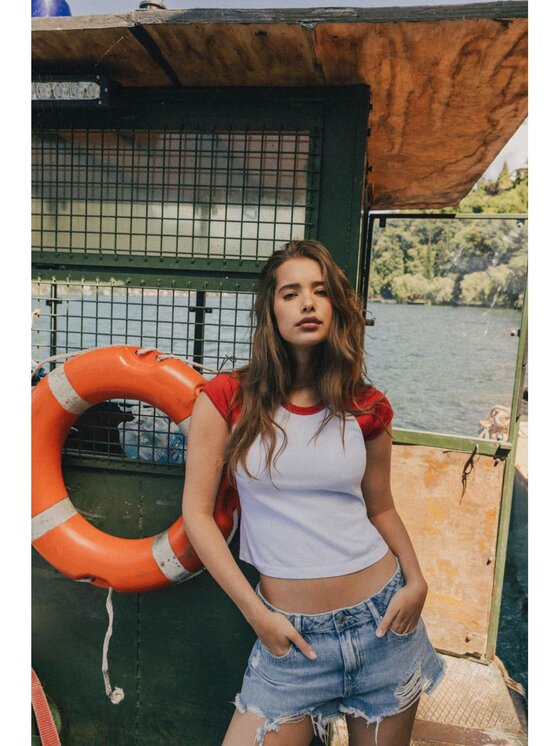 Guess Guess T-Shirt 183867 Červená Classic Fit
