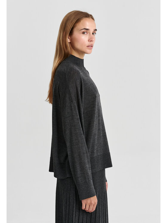 TATUUM TATUUM Sweter AMI Szary Classic Fit