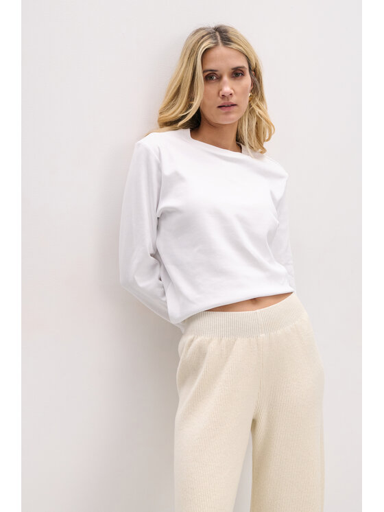 Fobya Fobya Spodnie dzianinowe F2085 Écru Basic Fit