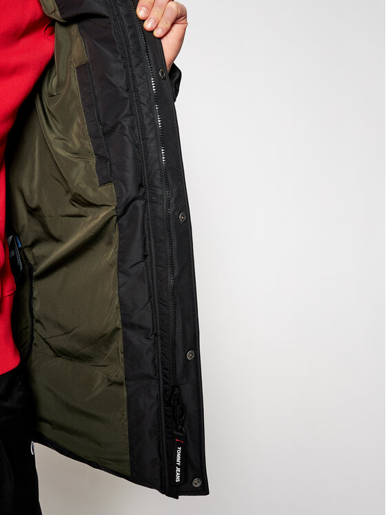 Tommy Jeans Giubbotto piumino Tjm Statement DM0DM08748 Nero Regular Fit •  Modivo.it