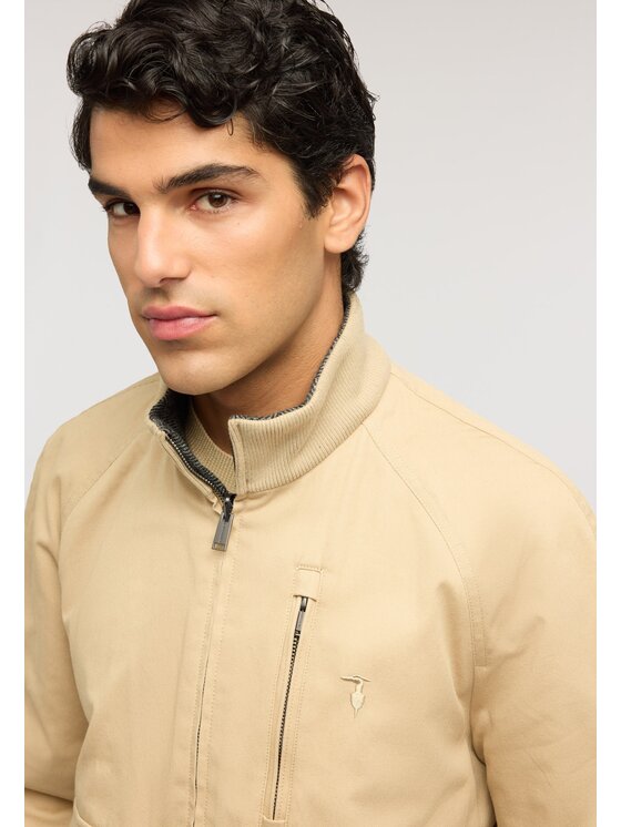 Trussardi Trussardi Płaszcz zimowy R015M000075N006 Kremowy Regular Fit