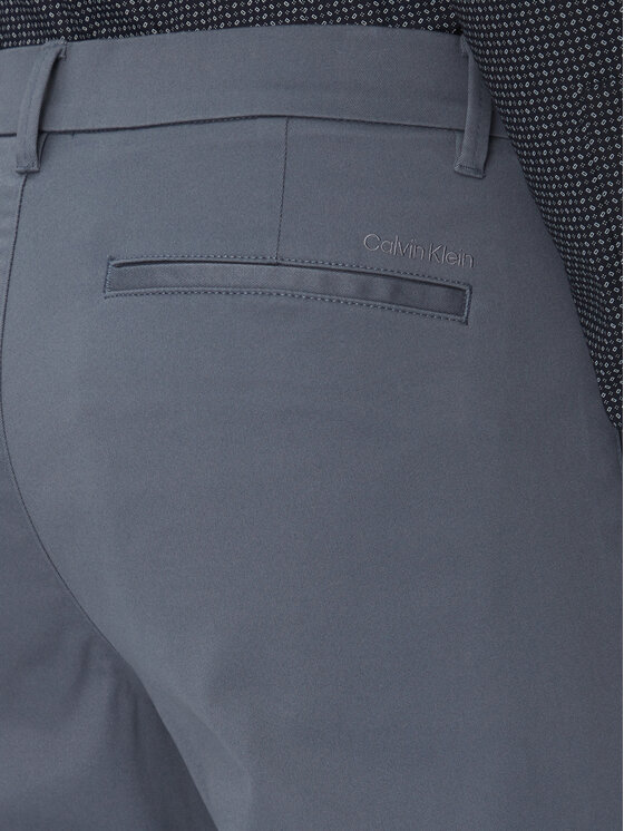 Calvin Klein Calvin Klein Chino nohavice LV040EM633 Sivá Slim Fit