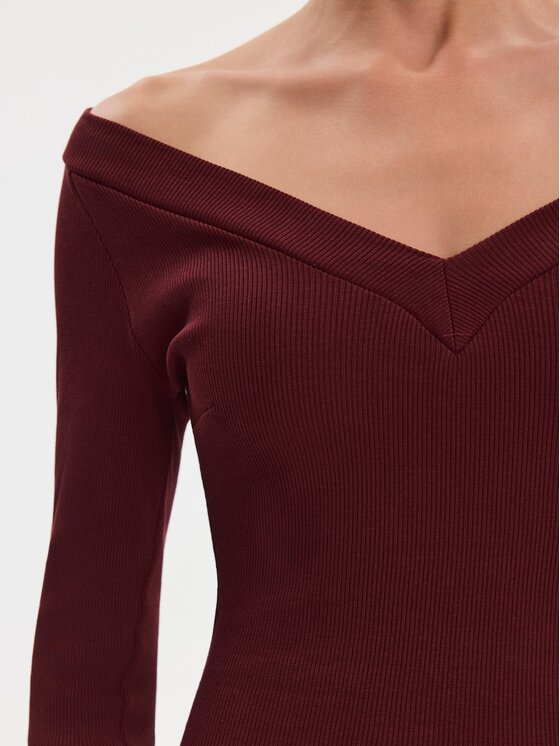 Nudyess Nudyess Sukienka codzienna Tiffany z prążka Bordowy Slim Fit