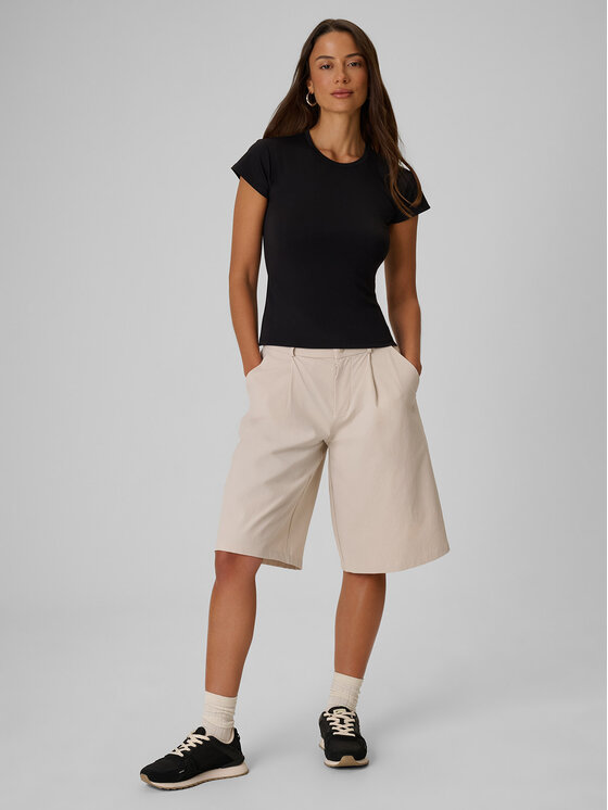 4F 4F Szorty materiałowe OCEANS KEEPERS Kremowy Loose Fit