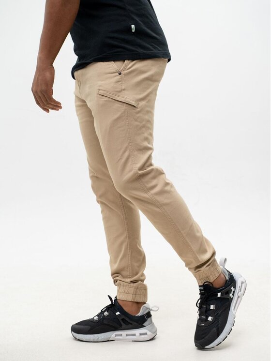 MyStars MyStars Spodnie materiałowe joggery karmel Klasyczne 6 kieszeni 34 Brązowy Regular Fit