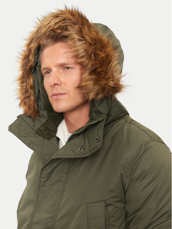 Gap Gap Зимно яке 726377-00 Зелен Regular Fit