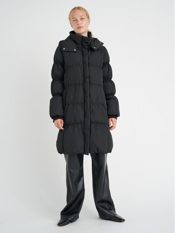 InWear InWear Pernata jakna Maike 30107397 Crna Regular Fit