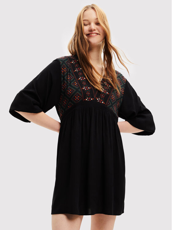 Desigual Desigual Повсякденна сукня Marian 22WWVW57 Чорний Relaxed Fit