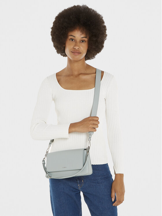 Calvin Klein Calvin Klein Τσάντα Ck Must K60K611928 Γκρι