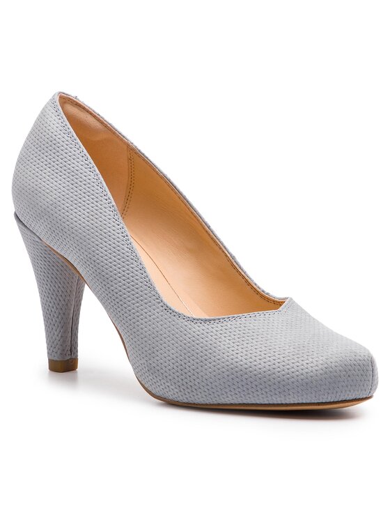 Dalia clarks deals
