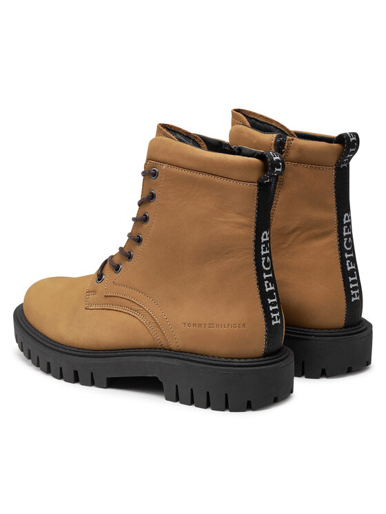 Tommy Hilfiger Tommy Hilfiger Pohodni čevlji Casual Hilfiger Chunk Z Nbk Boot FM0FM05149 Rjava