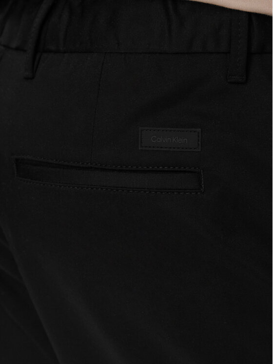 Calvin Klein Calvin Klein Szorty materiałowe Sateen K10K112831 Czarny Regular Fit