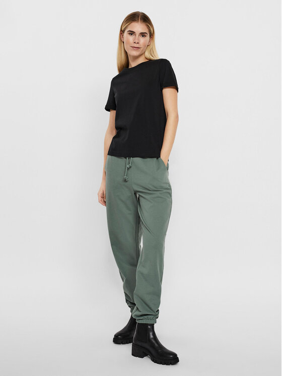 Vero Moda Vero Moda T-Shirt Paula 10243889 Černá Regular Fit