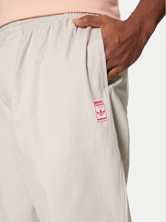 adidas adidas Pantaloni trening Wabash JD0673 Bej Loose Fit