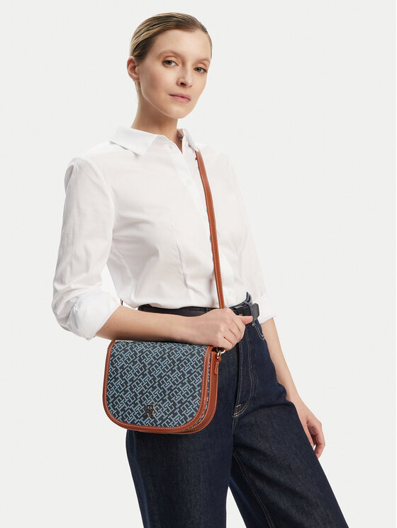 Tommy Hilfiger Tommy Hilfiger Torbica Th Monoplay Leather Saddle Bag AW0AW17414 Tamnoplava