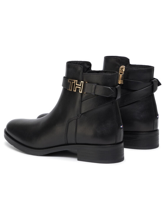 tommy hilfiger hardware flat bootie