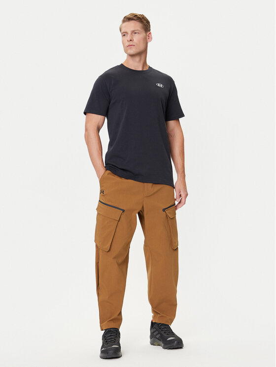 Under Armour Under Armour T-shirt Ua Hw Lc Patch Ss 1382902-001 Nero Loose Fit