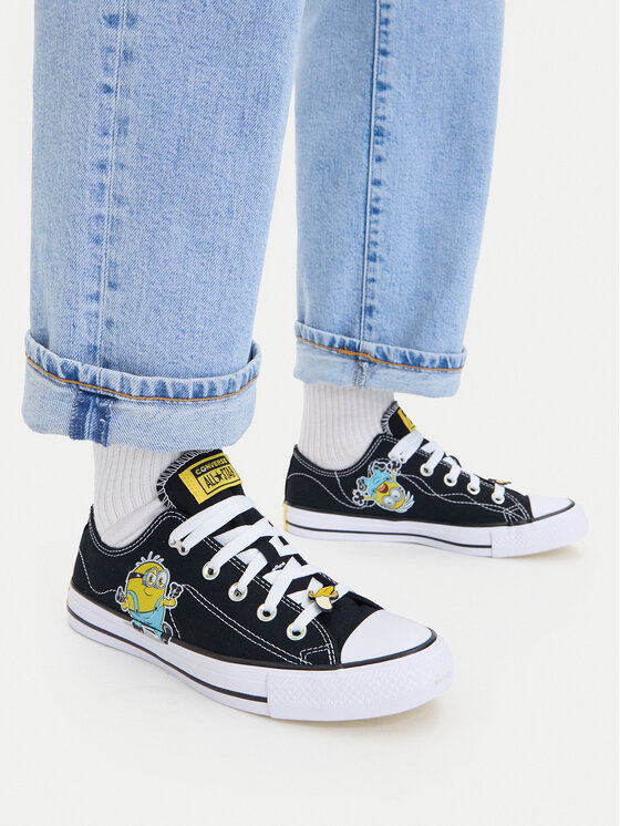Converse Кецове Converse x Minions Chuck Taylor All Star A21404C Черен