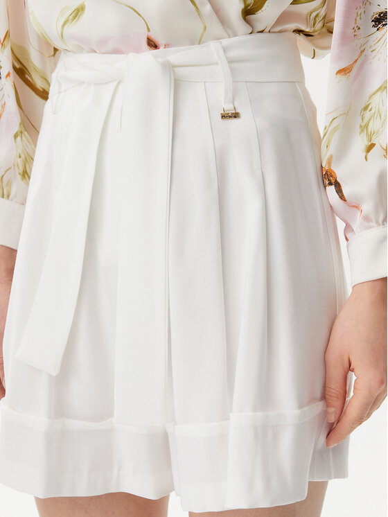 ARTIGLI ARTIGLI Шорти от плат ACSH001805 Бял Regular Fit