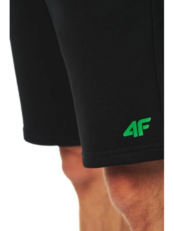 4F 4F Pantaloncini di tessuto 4FWSS25TSHOM0817-20S Nero Regular Fit