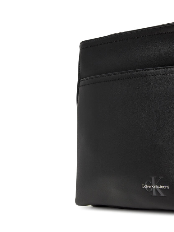 Calvin Klein Jeans Calvin Klein Jeans Crossover torbica Mono Logo Flat Pack 18 LV04G3107G Crna