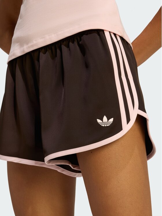 adidas adidas Szorty materiałowe 159025 Brązowy ciemny Loose Fit