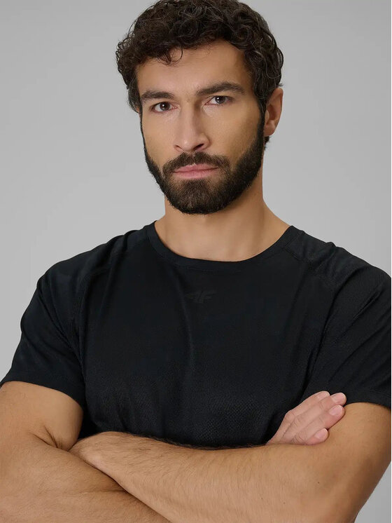 4F 4F Koszulka techniczna ATHLETIC Czarny Regular Fit