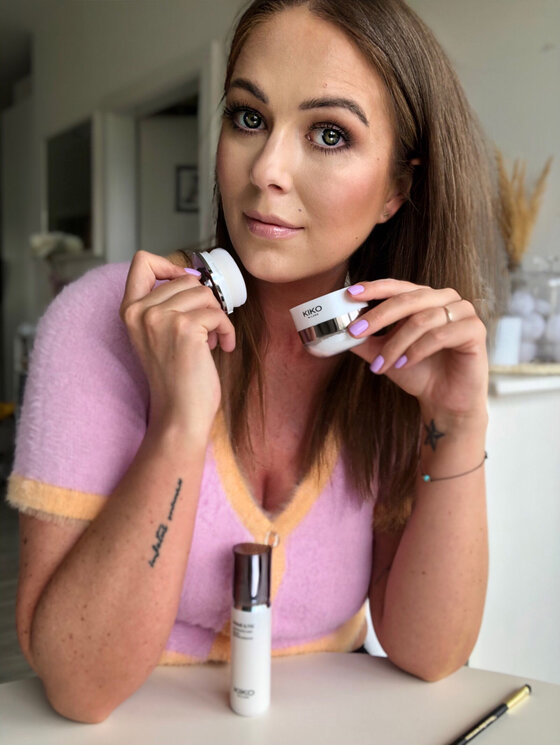 KIKO Milano KIKO Milano Invisible Touch Face Fixing Powder Puder Transparentny