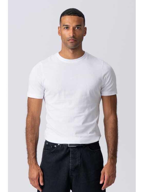 TeeShoppen TeeShoppen T-Shirt 'Muscle Collection' Biały Slim Fit