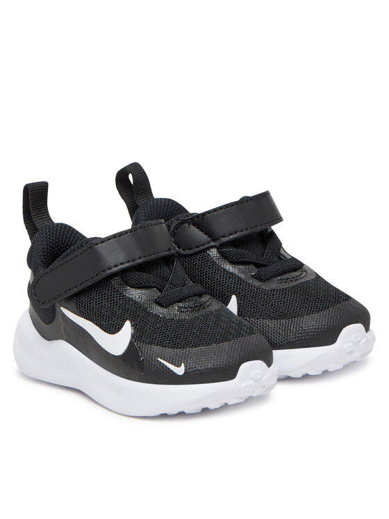 Nike Nike Laisvalaikio batai Revolution 7 Juoda