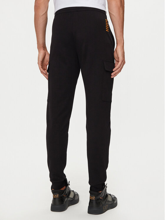EA7 Emporio Armani EA7 Emporio Armani Donji dio trenerke 8NPP67 PJVRZ 0208 Crna Regular Fit