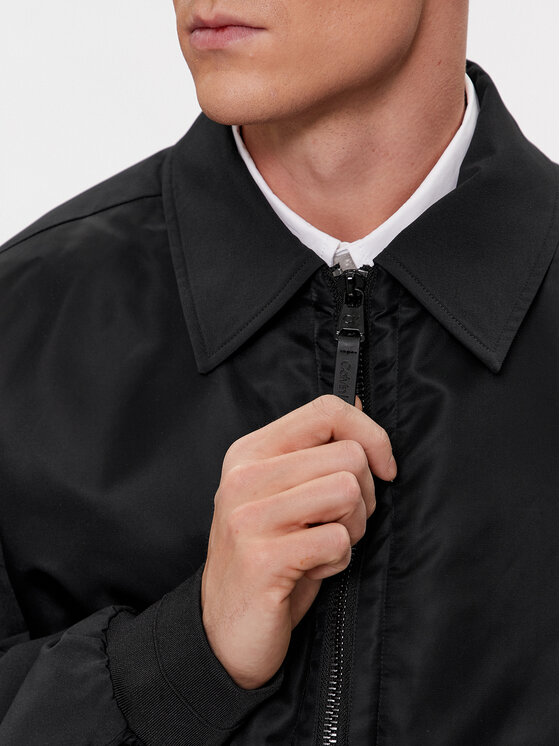 Calvin Klein Calvin Klein Kurtka bomber Sateen K10K112370 Czarny Regular Fit