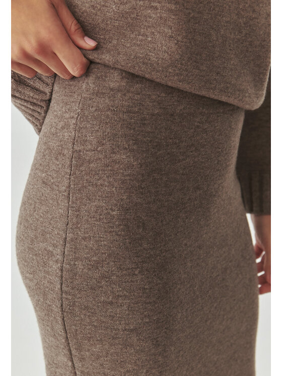 TATUUM TATUUM Midi sukně GEMETA 1 Béžová Close Fit