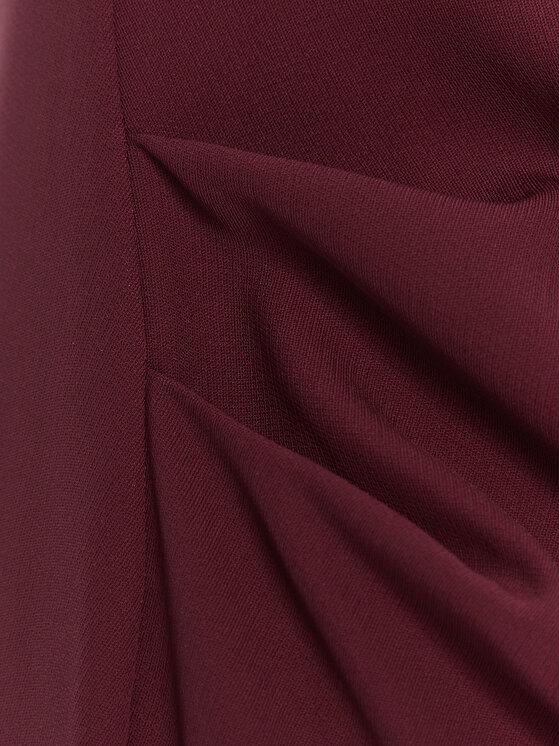 Rinascimento Rinascimento Večerné šaty CFC0020094002 Bordová Slim Fit