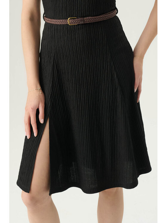 Femestage Femestage Každodenné šaty Femestage ESSENTIAL LINE DRE2940-020 Čierna Regular Fit