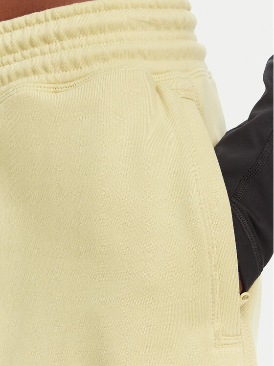 adidas by Stella McCartney adidas by Stella McCartney Spordišortsid True Casuals JI5059 Kollane Loose Fit