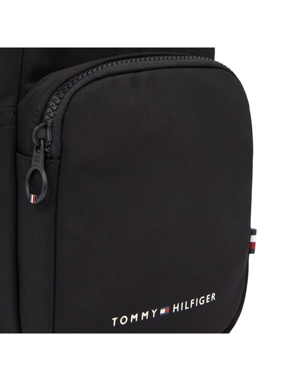 Tommy Hilfiger Tommy Hilfiger Мъжка чантичка Th Skyline Mini Reporter AM0AM11554 Черен