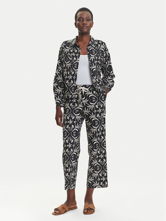 Olsen Olsen Spodnie materiałowe 14002434 Czarny Regular Fit