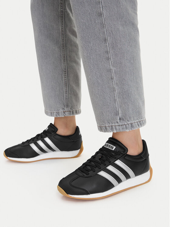 adidas adidas Snīkeri Runvista HQ2326 Melns
