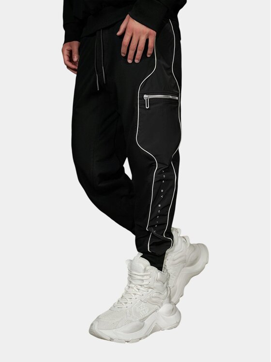 MADE BY SOCIETY MADE BY SOCIETY Spodnie materiałowe Pantaloni cargo - P16834 Czarny Basic Fit